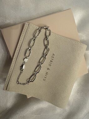 Polished Silver Oval-Link Bracelet